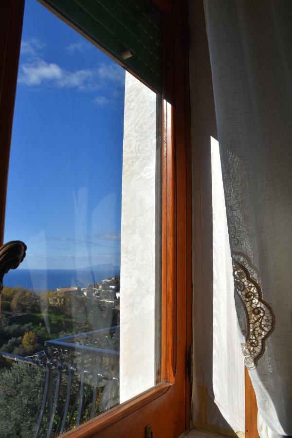 Casa Dei Limoni Apartman Massa Lubrense Kültér fotó